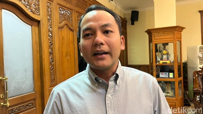 Wali Kota Solo, Respati Arfi ditemui di Balai Kota Solo, Jumat (14/11/2025)