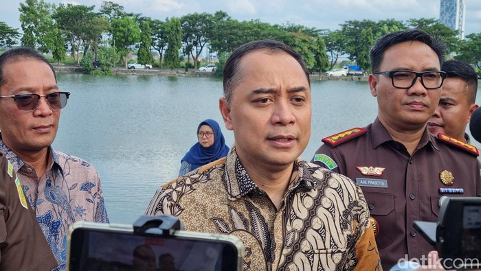 Wali Kota Surabaya Eri Cahyadi