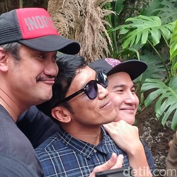 Niat Pensiun Akting, Desta Terpanggil Warkop DKI