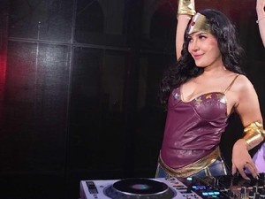 Setahun Nge-DJ, Bia Anggita Sukses Beli Rumah Mewah