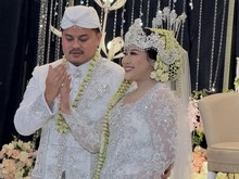 Boiyen Dipinang dengan Maskawin Emas 15 Gram-Uang Rp 110.002.025