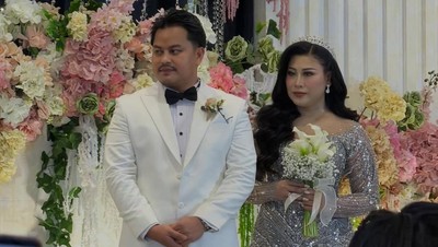Sosok Rully Anggi Akbar Suami Boiyen