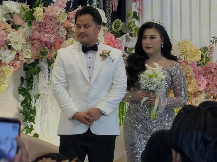 Sosok Rully Anggi Akbar Suami Boiyen