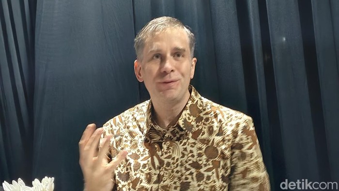 Presiden Direktur Ericsson Indonesia, Singapura, Filipina, dan Brunei, Daniel Ode,