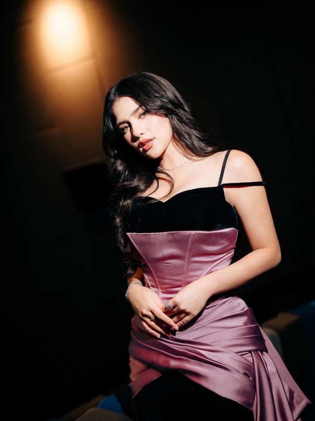 Sikap Davina Karamoy hingga Aura Kasih Saat Jadi Perhatian di Penghujung 2025