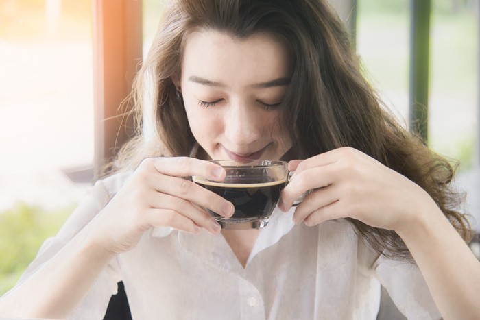 Efek minum kopi dari 10 Menit Pertama hingga 12 Jam Kemudian