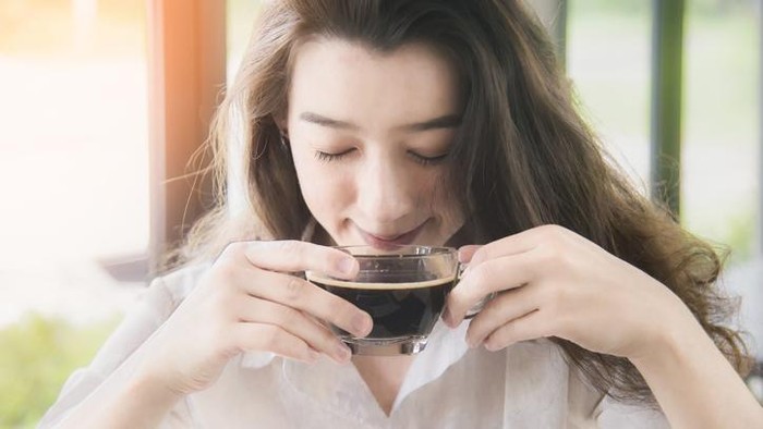 Efek minum kopi dari 10 Menit Pertama hingga 12 Jam Kemudian