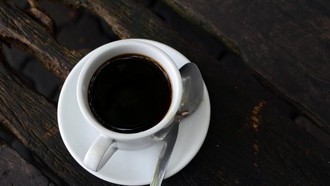 Saat Sahur atau Buka? Ini Waktu Minum Kopi Terbaik saat Ramadan