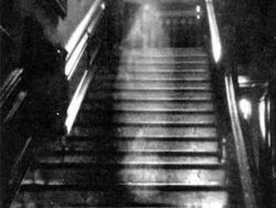 Merinding! Foto Paling Misterius dan Tak Terjelaskan di Dunia