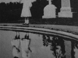 Merinding! Foto Paling Misterius dan Tak Terjelaskan di Dunia