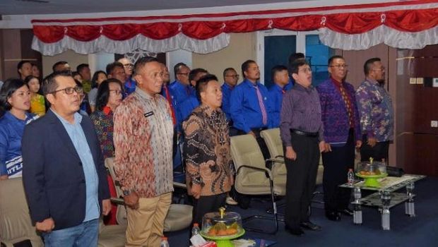 Gerakan pelatihan Paduan Suara Gerejawi bagi gereja-gereja se-Kota Kendari. Gerakan pelatihan Paduan Suara Gerejawi bagi gereja-gereja se-Kota Kendari.