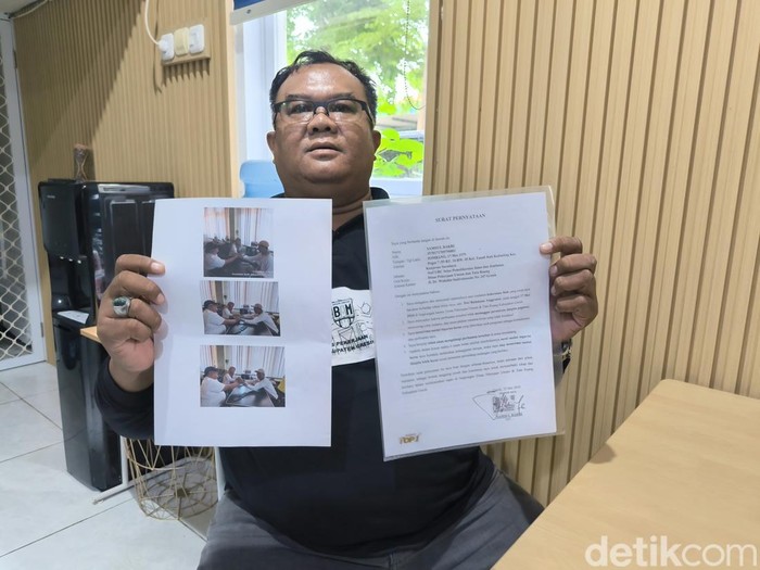 Pegawai PPPK, Koordinator URC DPUTR yang dilaporkan melempar botol kepada ASN Pemkab Gresik