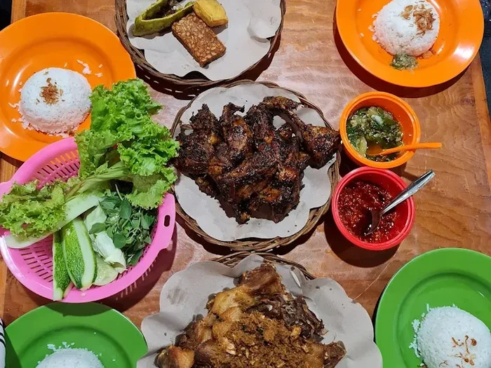 Kuliner enak di kawasan BKT Jakarta Timur