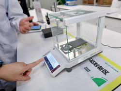 Mengintip Pengujian Hardware HP Oppo yang Canggih dan Ketat