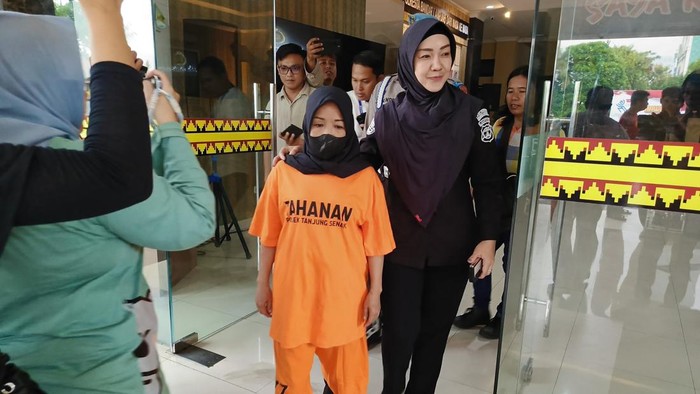 Yani Sumyati, tulang pijat di Lampung ditangkap polisi karena lakukan penipuan