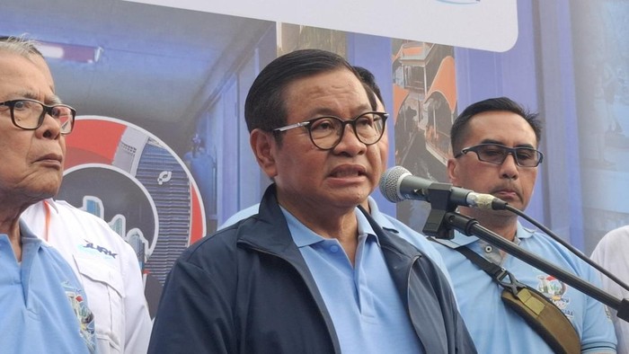 Gubernur DKI Jakarta Pramono Anung di Jakarta Utara, Sabtu (15/11/2025).