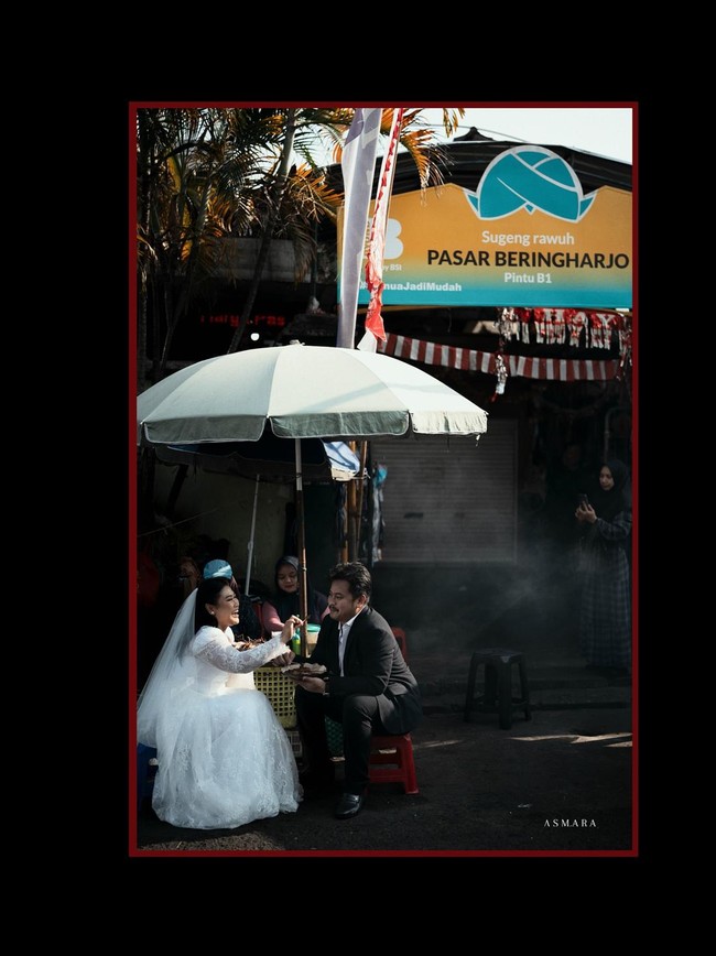 8 Foto Prewedding Boiyen Pesek Sebelum Menikah, Suami Bergelar Doktor