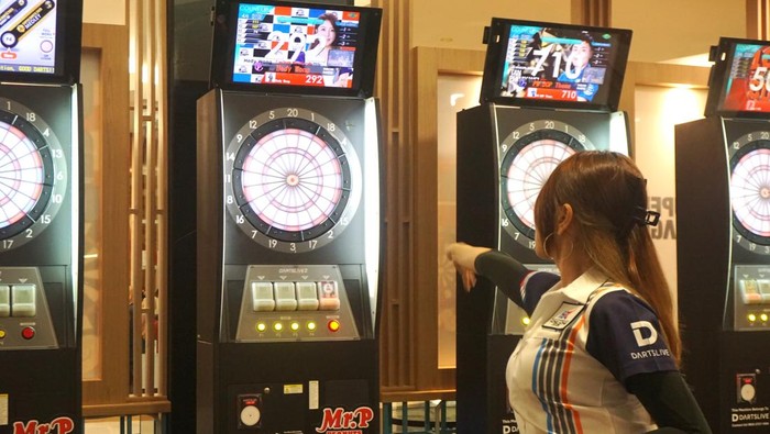 Resmi Dibuka! Ada Tempat Main Darts Bernuansa Open Space di Jakarta