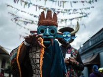 Tradisi dan Warna-Warni di Festival Topeng Menari Coscomatepec