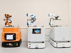 Melihat Lab Pengujian Software HP Oppo yang Tak Pernah Tidur