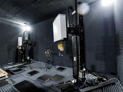 Melihat Lab Pengujian Software HP Oppo yang Tak Pernah Tidur