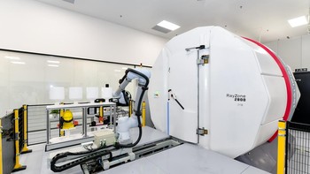 Dengan investasi ratusan juta renminbi, Communication Lab merupakan salah satu laboratorium paling canggih dan paling mahal di Kampus Binhai Bay Oppo. Foto: Oppo