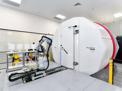 Melihat Lab Pengujian Software HP Oppo yang Tak Pernah Tidur