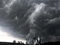 BMKG: Potensi Cuaca Ekstrem Masih Berlanjut di Wilayah Ini