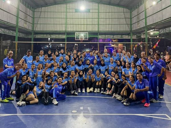 Jirayut Bikin Tim Voli, Bagi Rezeki Buat Anak-anak di Indonesia