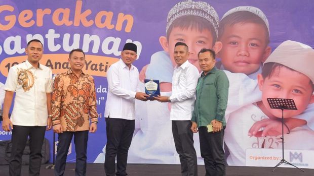 Wakil Wali Kota Kendari Sudirman mendukung Gerakan Santunan 1.000 Anak Yatim yang digagas oleh Yayasan Amal MJA Foundation.