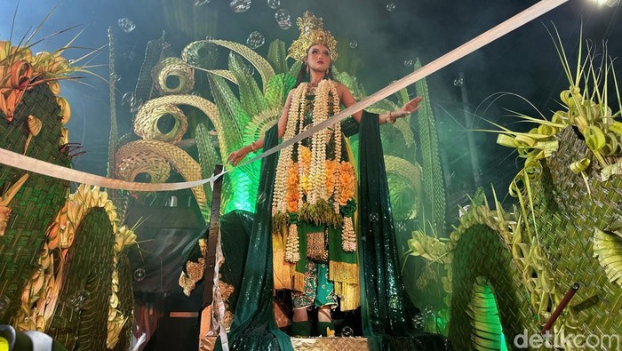 Kisah Nyi Roro Kidul di Dhoho Night Carnival