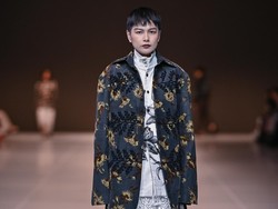 Foto: Koleksi Tanah Le Sae di Jakarta Fashion Week 2026