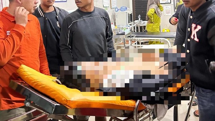 Korban saat dibawa ke rumah sakit