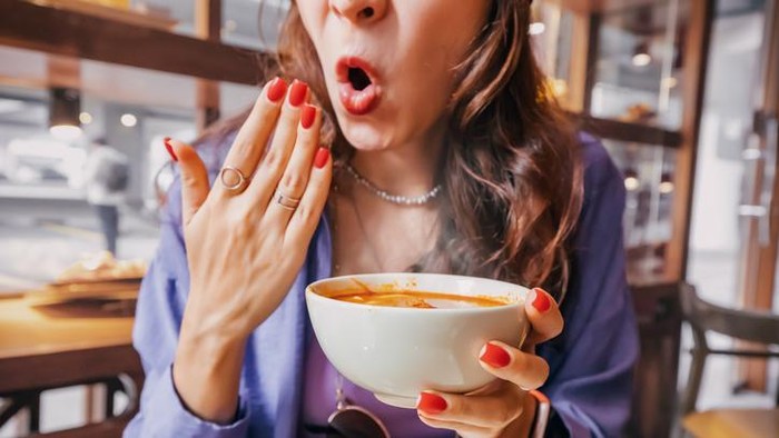 trik menurunkan level makanan pedas