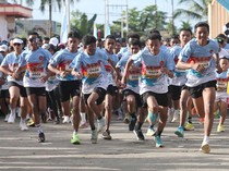 Ribuan Warga Mimika Meriahkan Trisula Heroes Run 2025