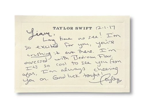 Surat Taylor Swift yang ditujukan buat Liam Payne, tertanggal 1 Desember 2017, dilelang situs Omega Auctions Inggris.