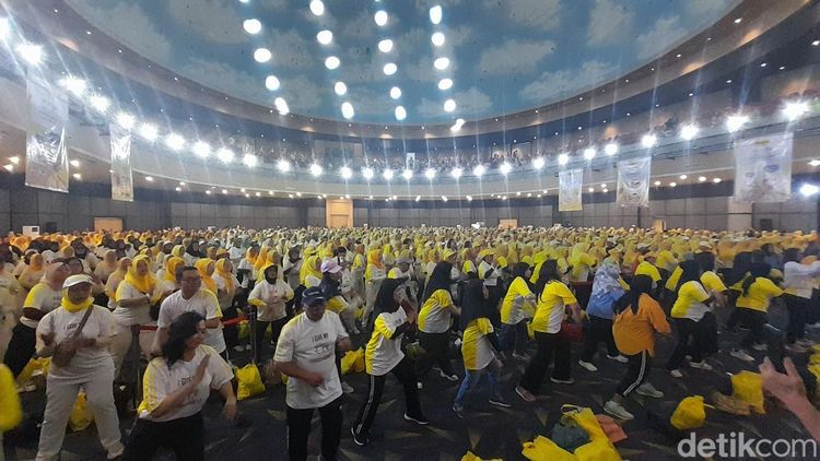 Keseruan Senam Sehat di #Hands4Diabetes Bareng Tropicana Slim Jakarta