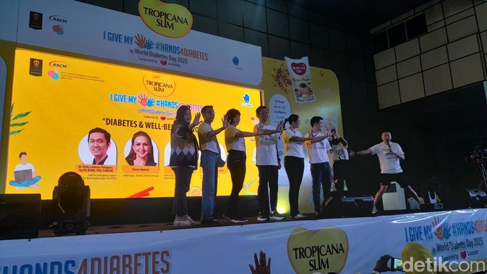 Rayakan Hari Diabetes Sedunia, Tropicana Slim Gelar #Hands4Diabetes Serentak di 27 Kota