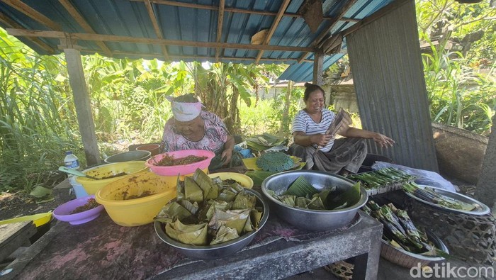Warung Mek Gempuk yang menjual opokan dan sate lilit khas Kusamba di Banjar Pande, Desa Kusamba, Kecamatan Dawan, Klungkung, Bali. (Foto: Ni Komang Ayu Leona W/detikBali)