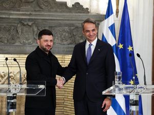 Zelenskiy Kunjungi Athena, Bahas Kerja Sama Energi dengan Yunani