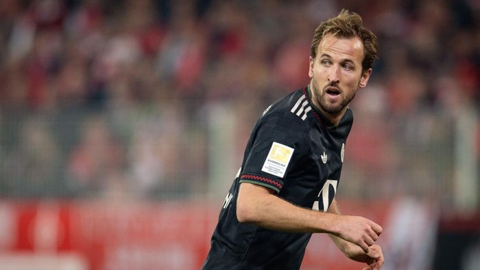 BERLIN, GERMANY - NOVEMBER 08: Harry Kane of FC Bayern Munich in action during the Bundesliga match between 1. FC Union Berlin and FC Bayern München at Stadion An der Alten Foersterei on November 08, 2025 in Berlin, Germany. (Photo by Inaki Esnaola/