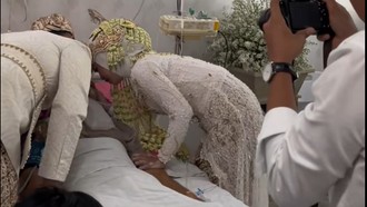 VIral Momen Haru Pengantin di Sukabumi Akad Nikah di Rumah Sakit