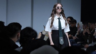 Dasi Kembali Jadi Tren, Desainer Lokal Beri Versi Wastra yang Unik