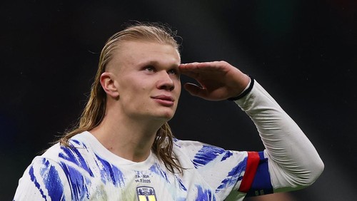 Soccer Football - World Cup - UEFA Qualifiers - Group I - Italy v Norway - San Siro, Milan, Italy - November 16, 2025 Norways Erling Haaland celebrates scoring their second goal REUTERS/Claudia Greco