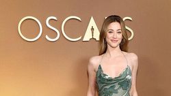 Malam Ketika Para Bintang Mengeluarkan Kartu Terbaik