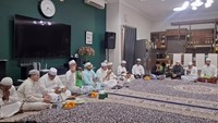 Momen syukuran kehamilan Kartika Putri di rumah. Foto: Instagram @kartikaputriworld