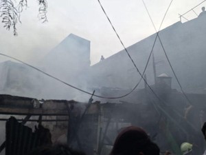 Kesaksian Ketua RW soal Kebakaran di Jatipulo Jakbar: Kabel SUTET Putus