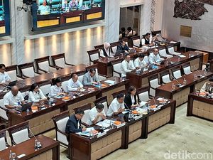 Komisi XI Cecar Anak Buah Purbaya soal Lesunya Bursa Karbon RI