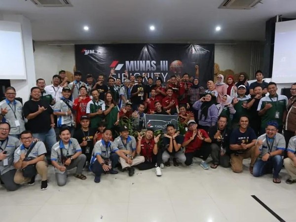 Wow! Komunitas Mobil Ini Anggotanya Sampai Malaysia