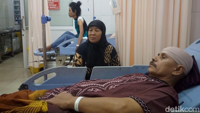 Korban pembacokan ODGJ di IGD RSUD Bayu Asih Purwakarta pada Minggu (17/11) malam,